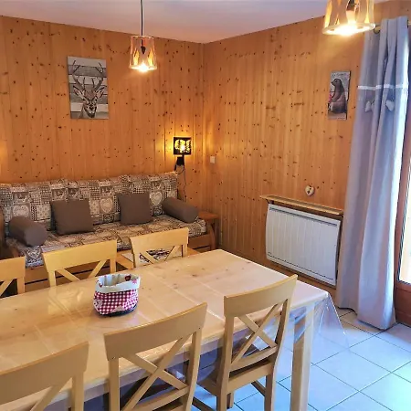 Renove 7 Pers Avec Terrasse, Local Et Parking Gratuit - Fr-1-504-70 Chalet *